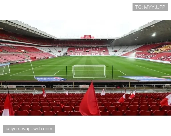 桑德兰双杀纽卡斯尔联 东北德比中展现黑猫韧性